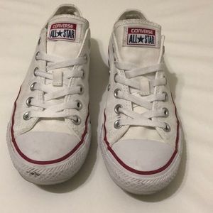 Converse Chuck Taylor All Star Lo Sneaker - White